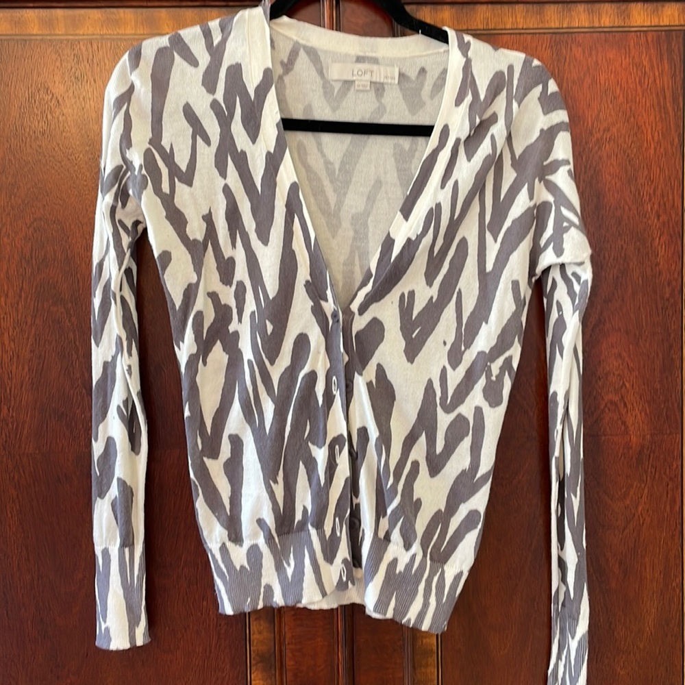 Ann Taylor Loft Petites cardigan. Size small. Color gray and white